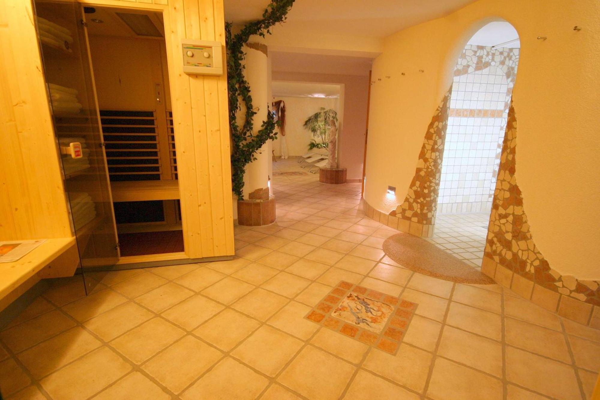 Hotel-Pension Stallinger Weyregg am Attersee Dış mekan fotoğraf