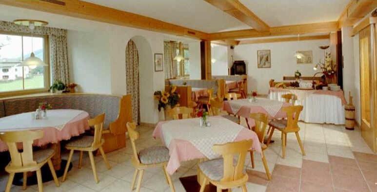 Hotel-Pension Stallinger Weyregg am Attersee Dış mekan fotoğraf